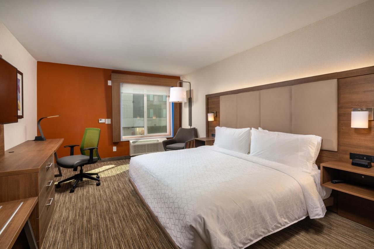 Holiday Inn Express & Suites Chatsworth By Ihg Los Angeles Exterior foto