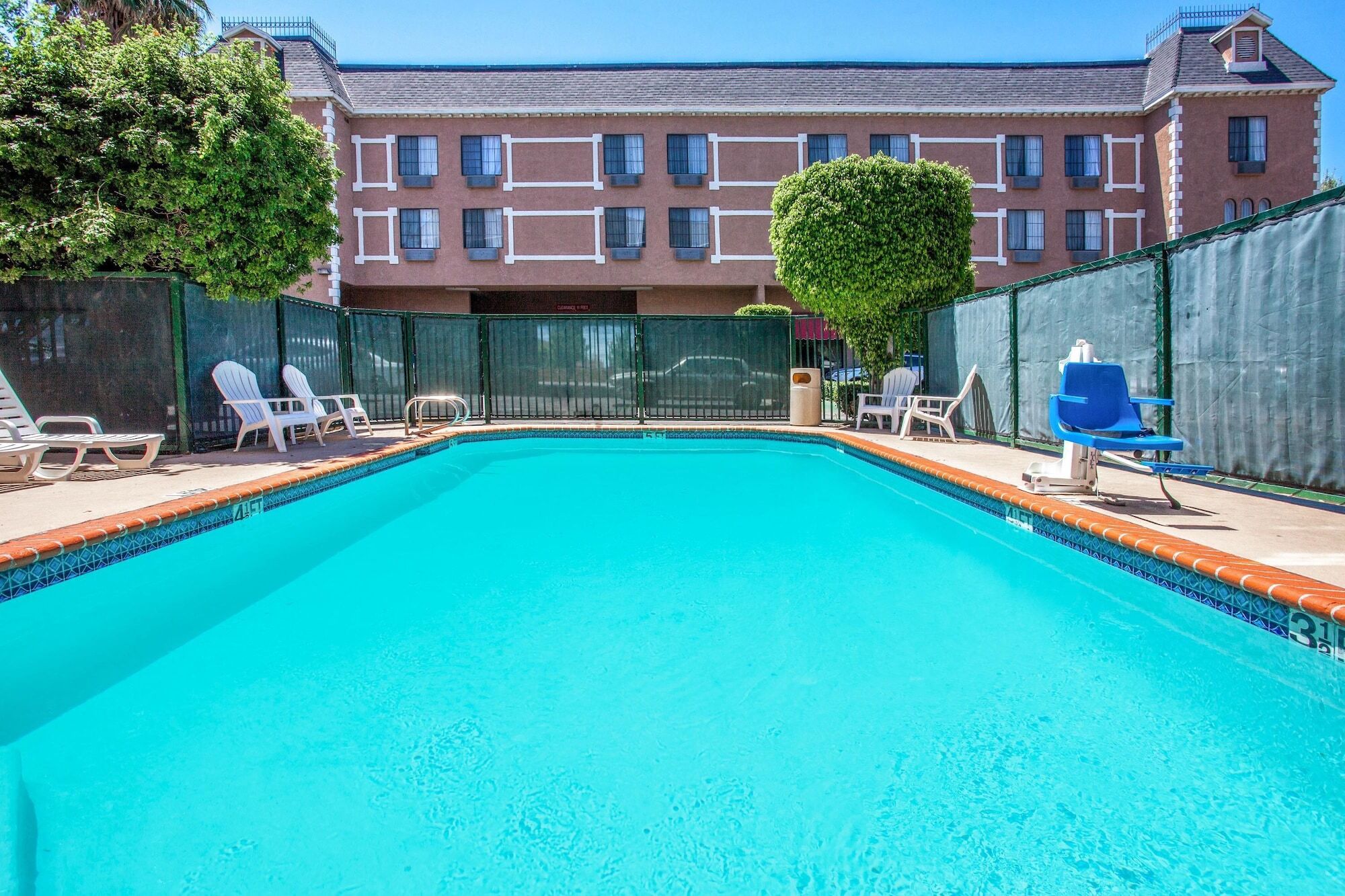 Holiday Inn Express & Suites Chatsworth By Ihg Los Angeles Exterior foto